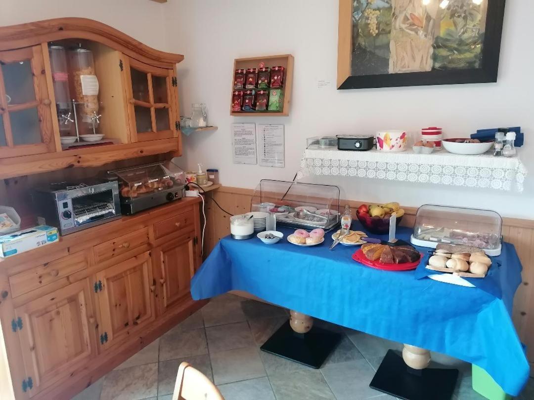 B&B Ledro Affittacamere Mezzolago Kültér fotó