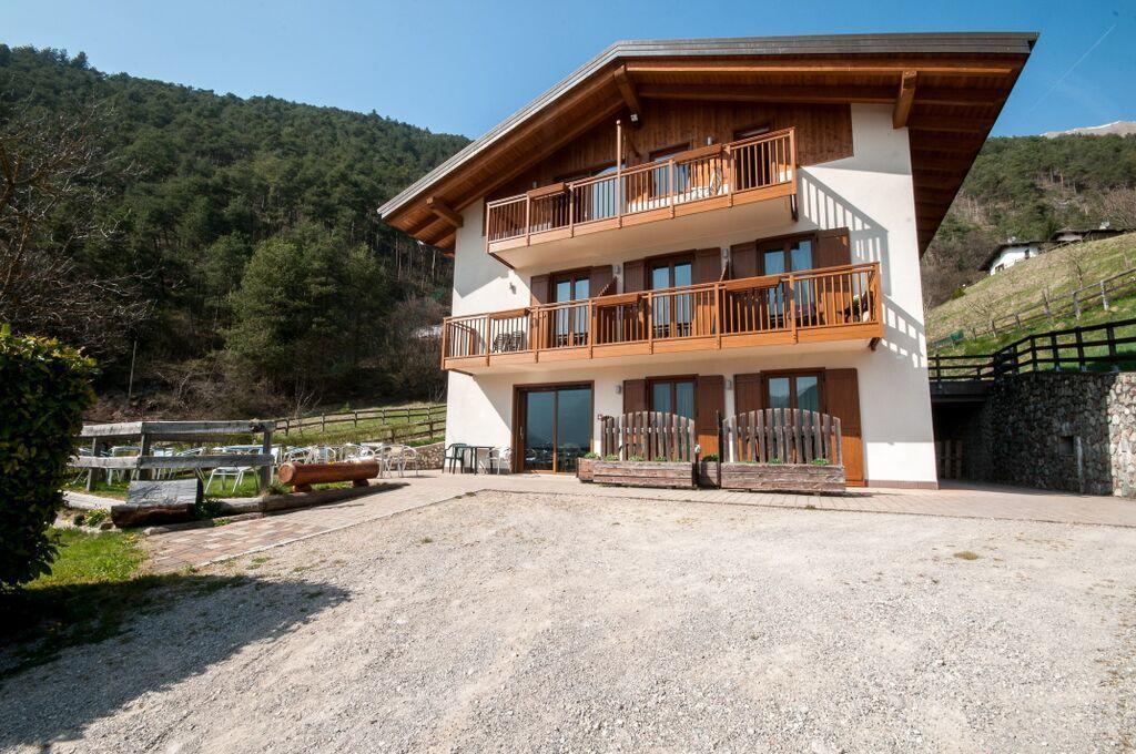 B&B Ledro Affittacamere Mezzolago Kültér fotó