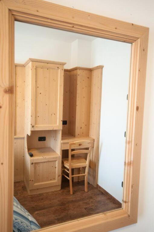 B&B Ledro Affittacamere Mezzolago Szoba fotó